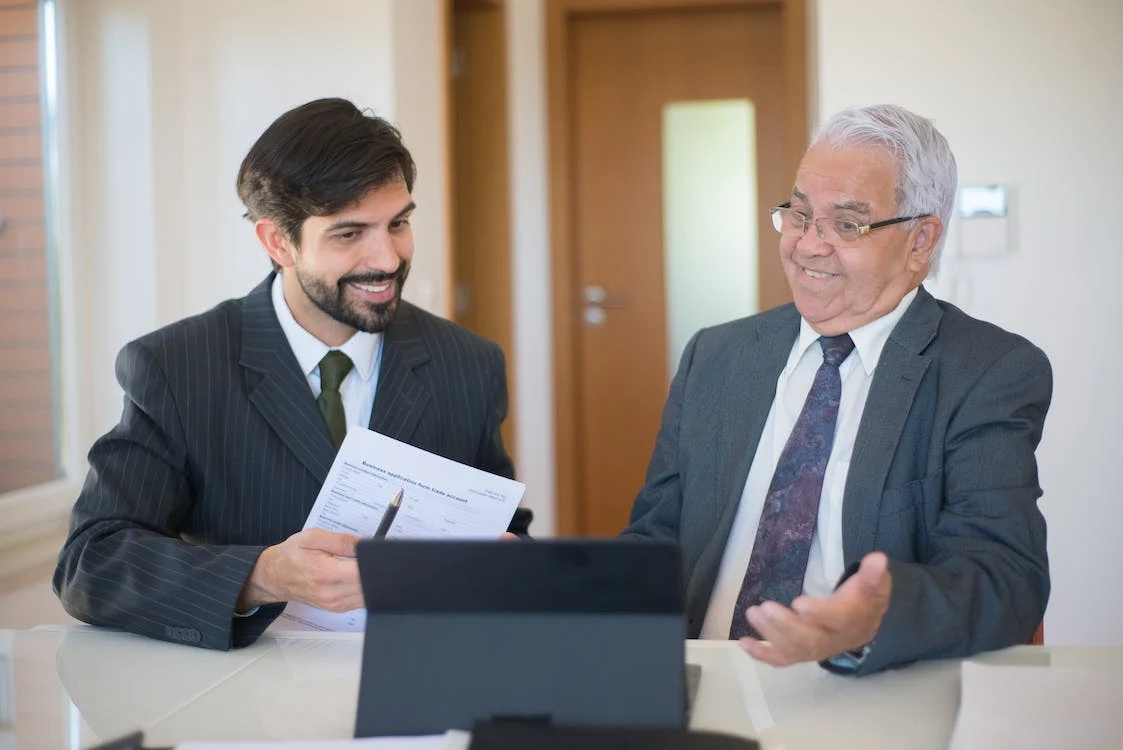 Comment réussir le premier contact avec son directeur de thèse